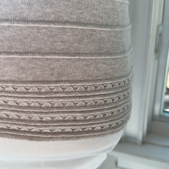 NWT Amour Vert Yvonne Tank, Medium, Oatmeal color - Picture 5 of 9